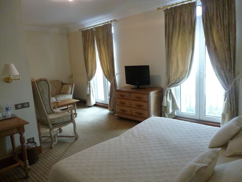 Hotel H�tel Du Rivage