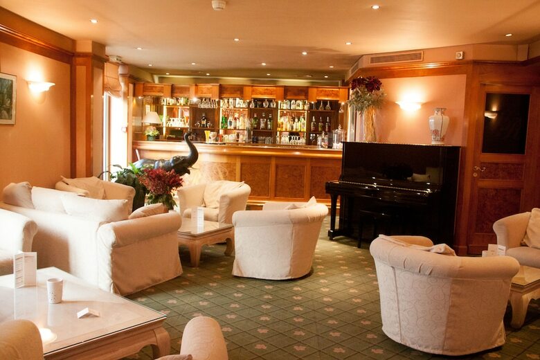 Hotel H�tel Du Rivage