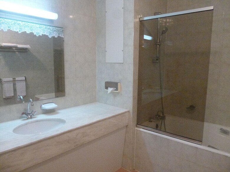Hotel H�tel Du Rivage