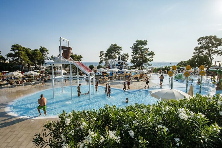 Zaton Holiday Resort Mobile Homes