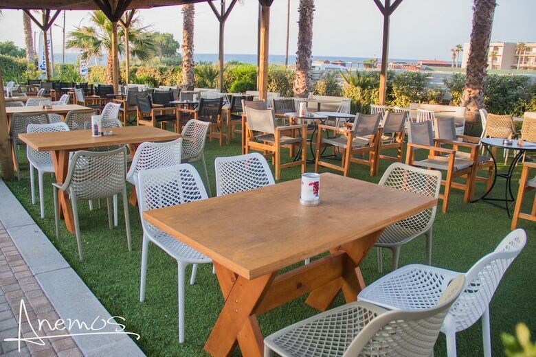 Aparthotel Anemos Suites