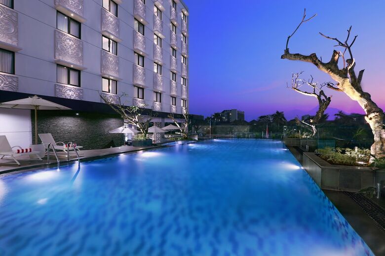 Hotel Neo Malioboro By Aston