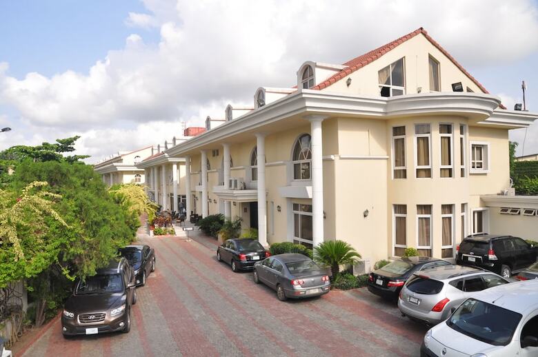 Elion House Hotel