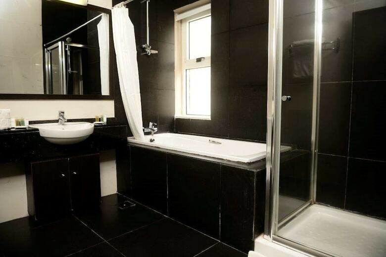 Elion House Hotel