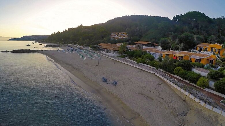 Hotel Baia Paraelios Resort