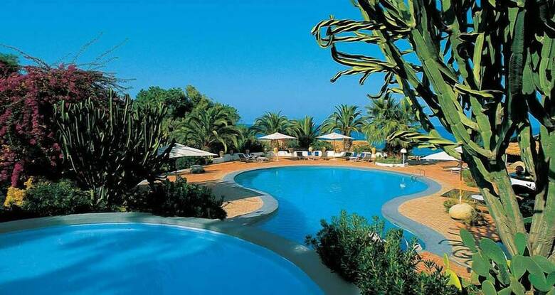 Hotel Baia Paraelios Resort