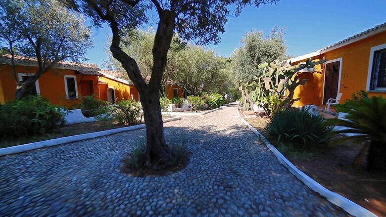 Hotel Baia Paraelios Resort