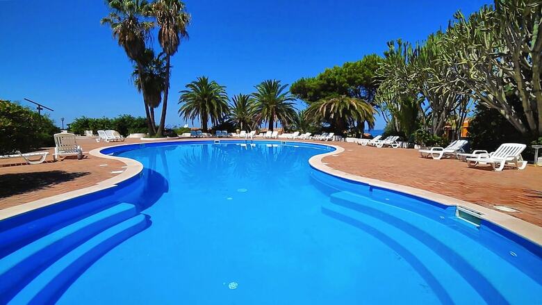 Hotel Baia Paraelios Resort