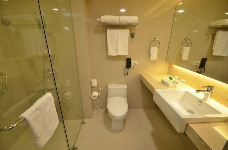 Hotel Jinjiang Inn Makati