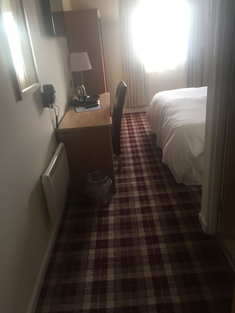 19th Hole Hotel