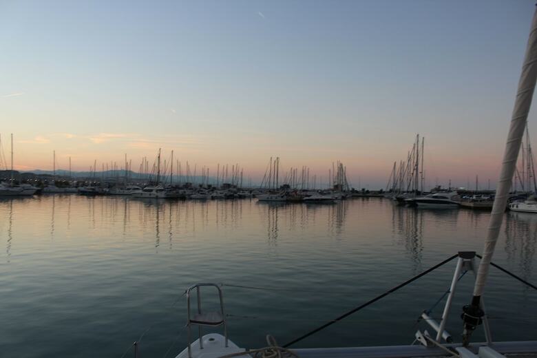 Catamarano Mauticat Boat & Breakfast
