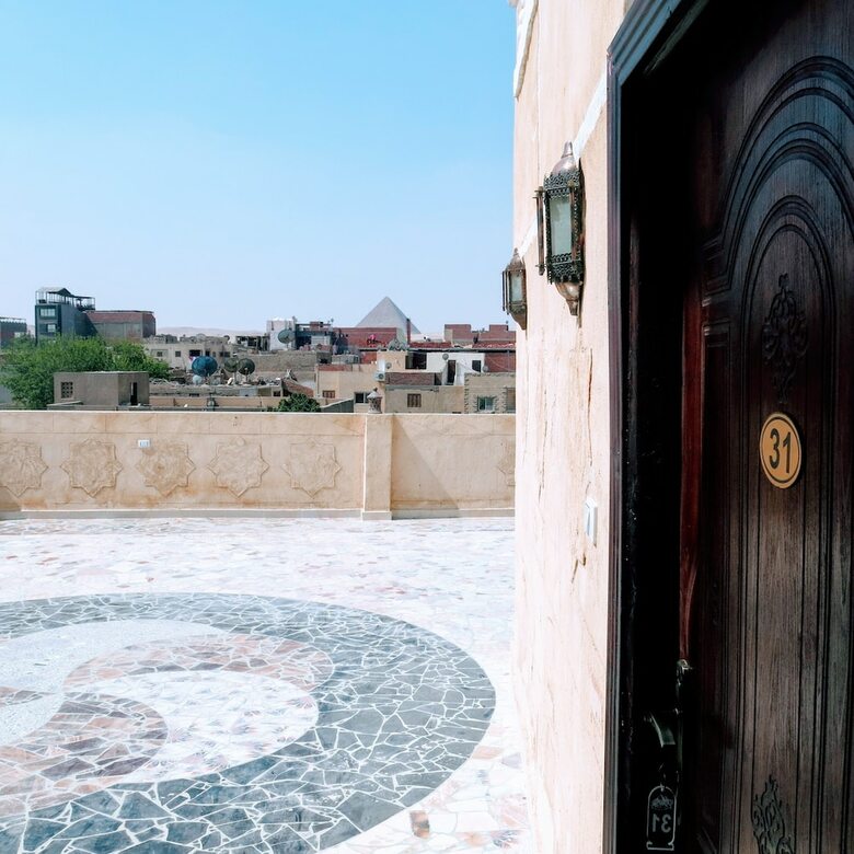Hotel Pyramids Loft Homestay