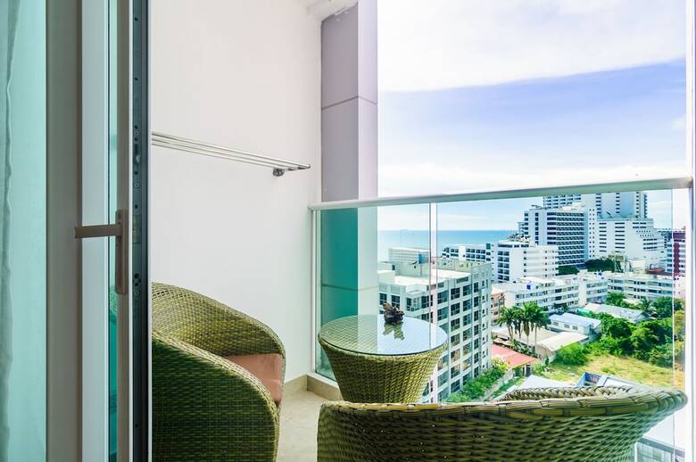 Cosy Beach View Condominium