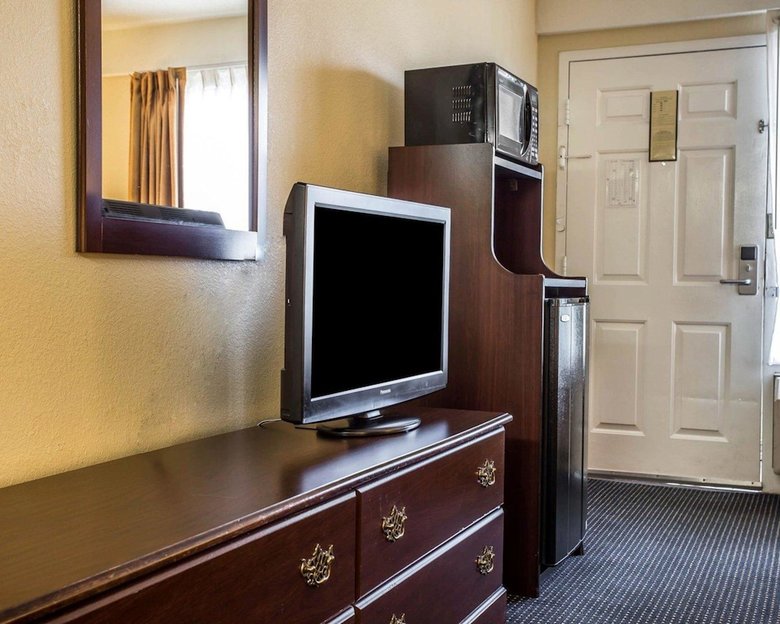 Hotel Quality Inn Manning I-95