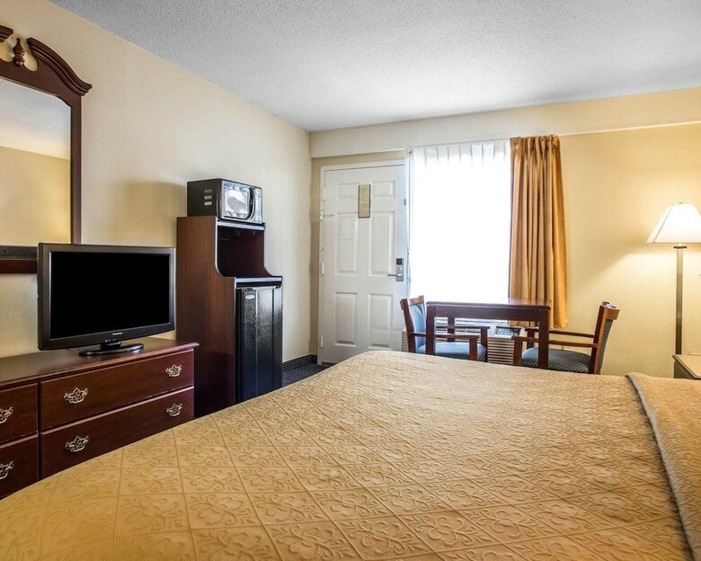 Hotel Quality Inn Manning I-95