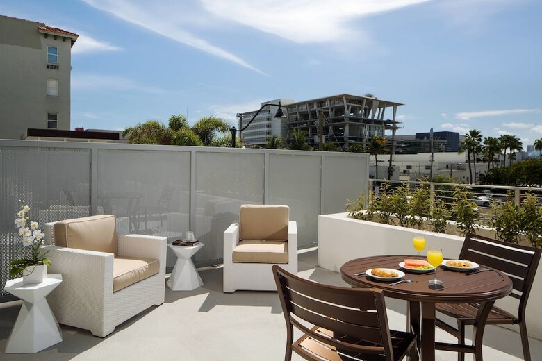 Hotel Residence Inn By Marriott Miami Beach South Beach