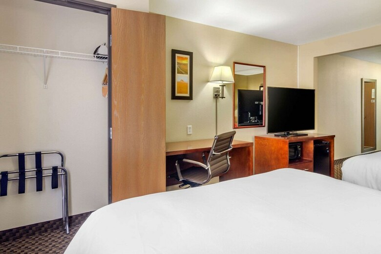 Hotel Comfort Inn