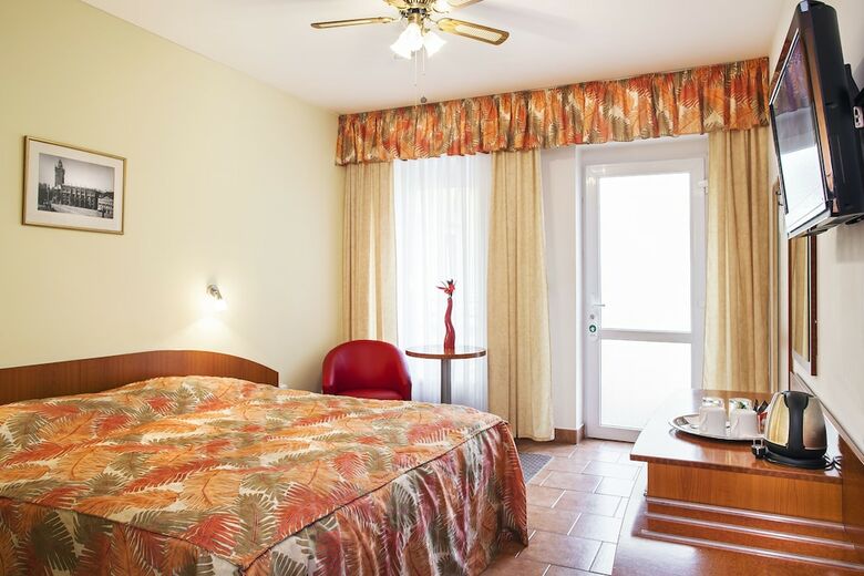 Seifert Hotel
