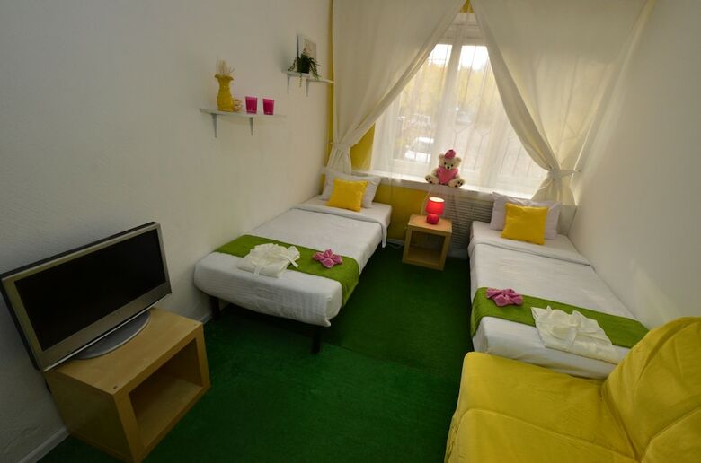 Hotel Hostel Leto