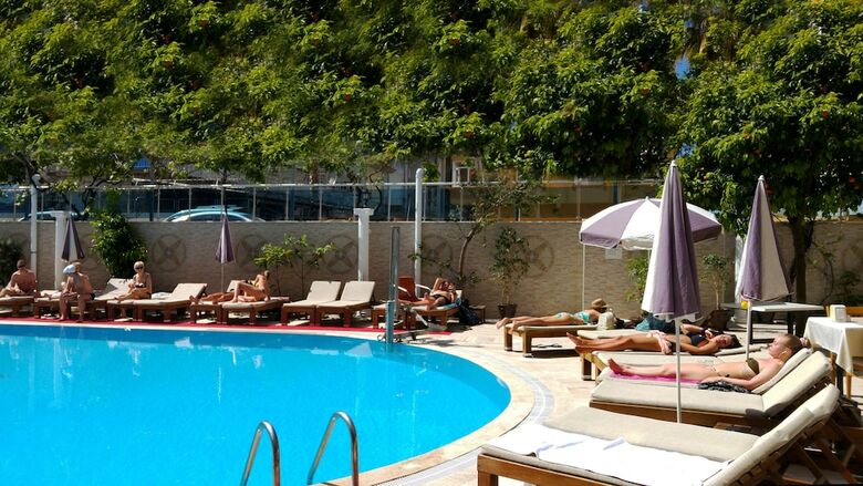Monte Carlo Hotel - All Inclusive