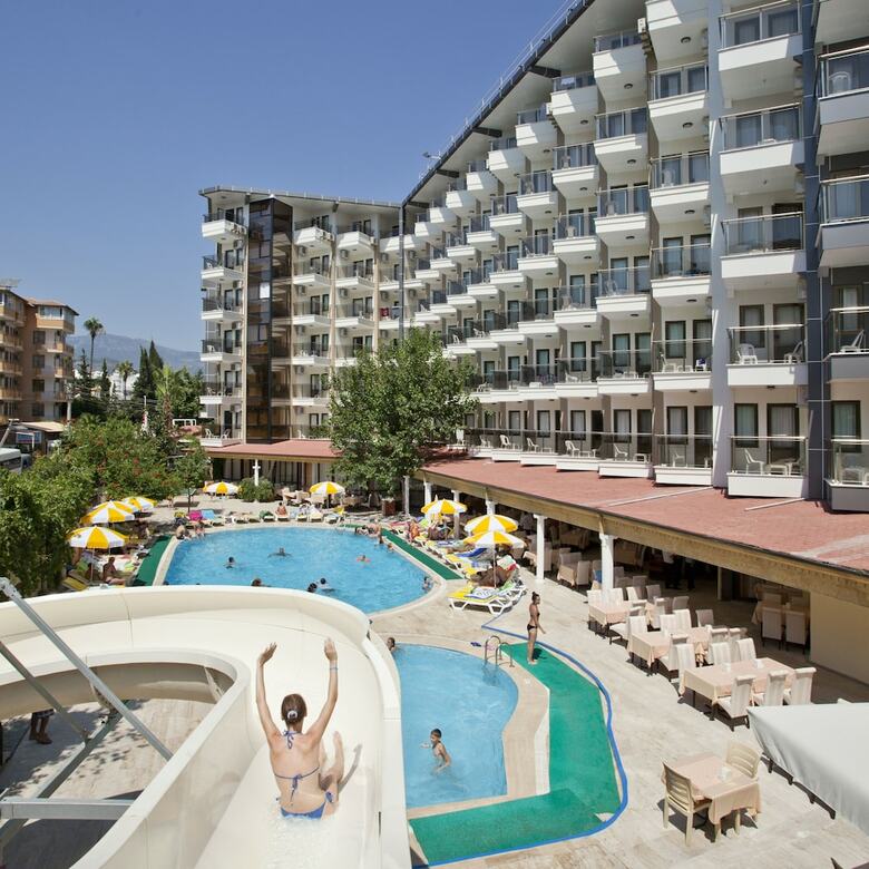 Monte Carlo Hotel - All Inclusive