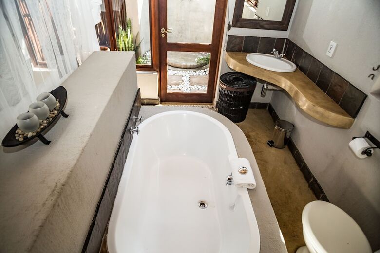 Posada Raptors Lodge N16