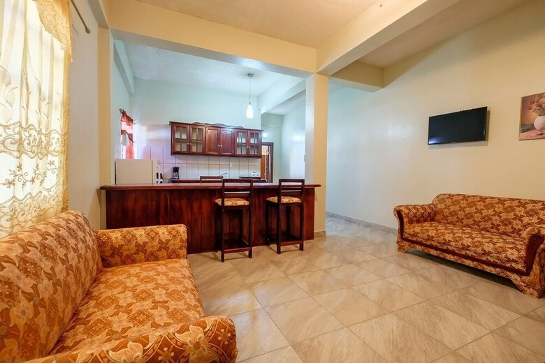 Aparthotel Tropicana Condominiums