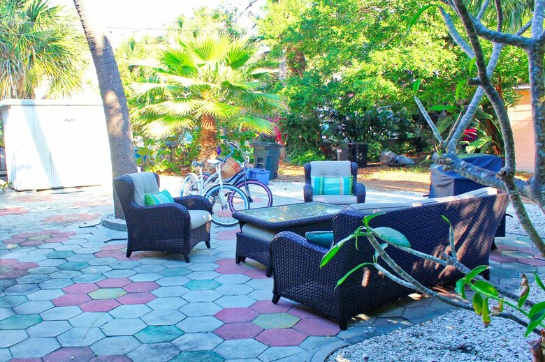 Pass A Grille St Pete Beach Home (105 -17)