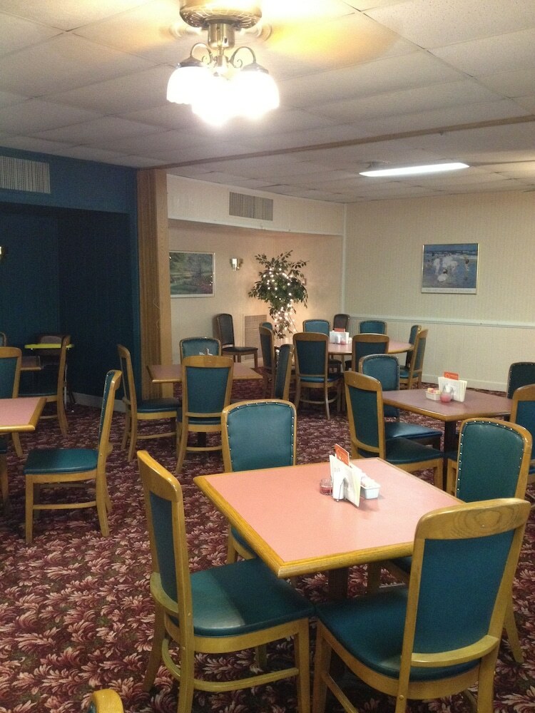 Hotel Old Hickory Inn Jackson