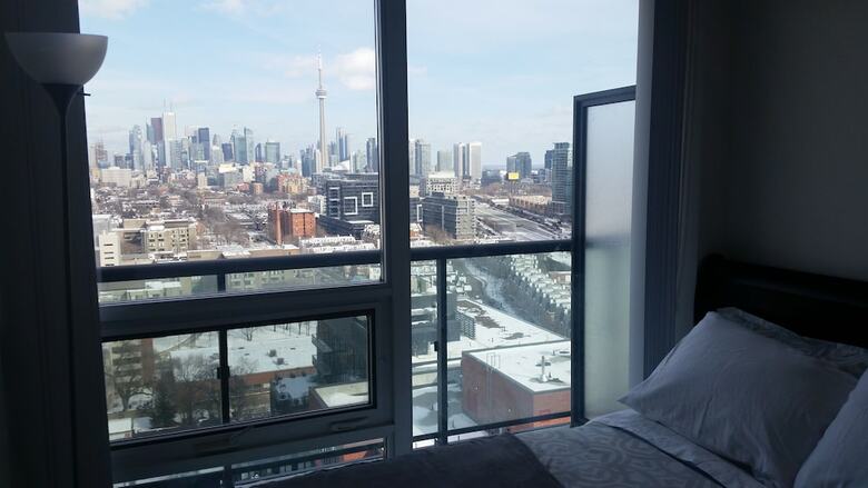 Life Suites Soho 2 Bed | 2 Bath Cn Tower View