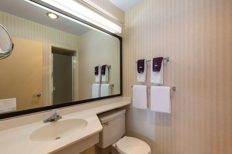 Hotel Travelodge By Wyndham Seattle By The Space Needle