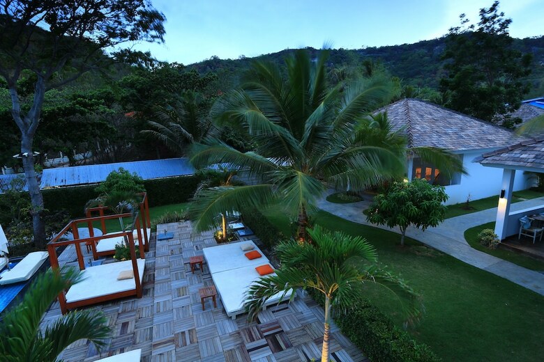 Hotel Sanae Beach Club