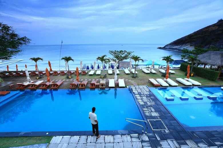 Hotel Sanae Beach Club