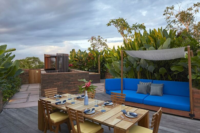 Hotel Katamama Suites At Desa Potato Head