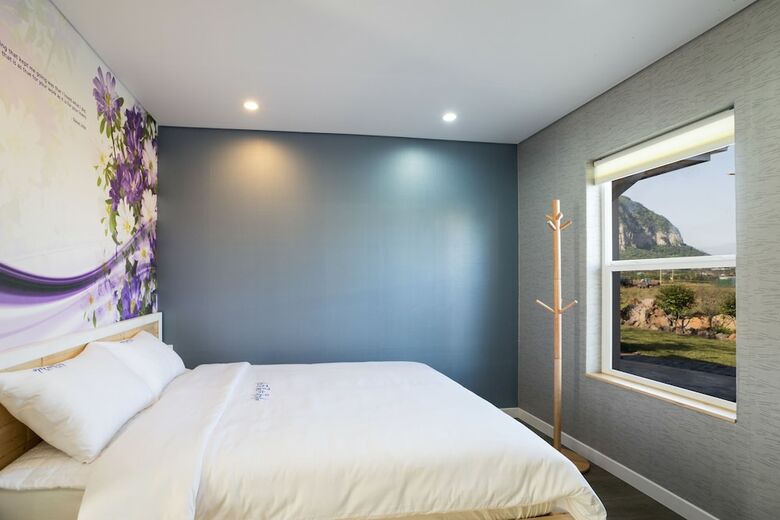 Hotel Monteview Stay