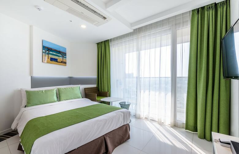 Aimi Jeju Beach Hotel