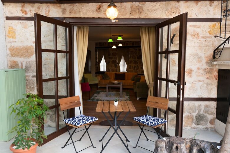 The Suite Apart Hotel Kalei�i