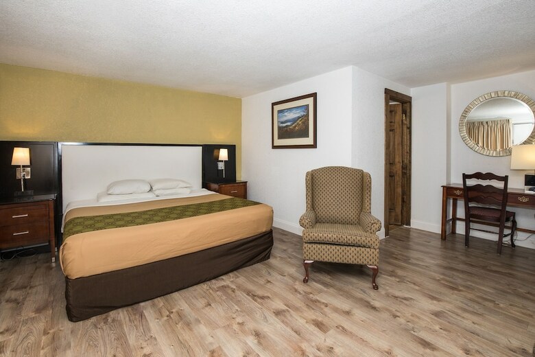 Hotel Chalet Inn