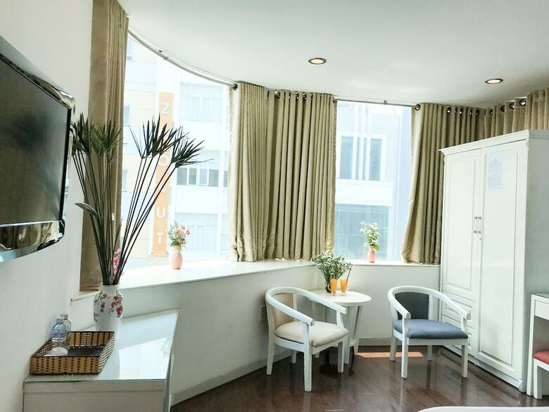 Platinum Hotel