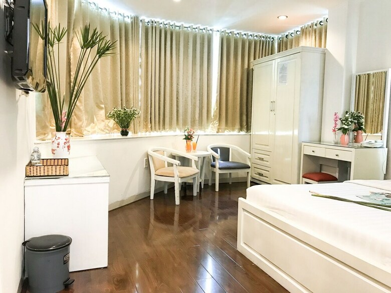 Platinum Hotel