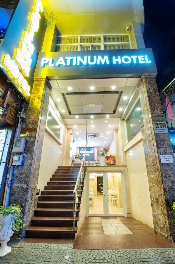 Platinum Hotel