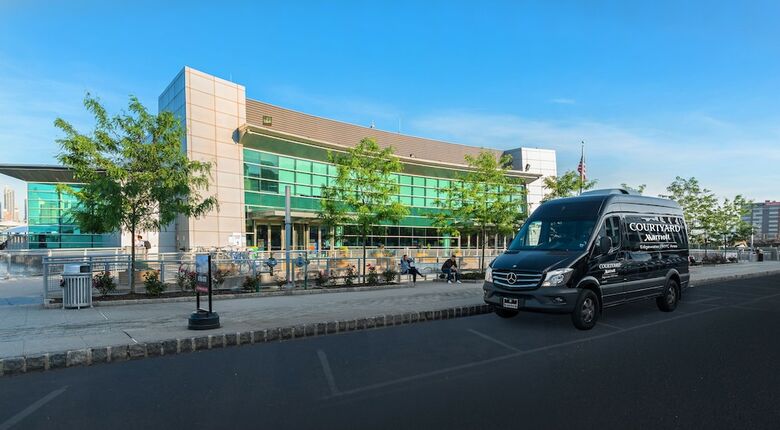 Hotel Courtyard By Marriott Edgewater Nyc Area