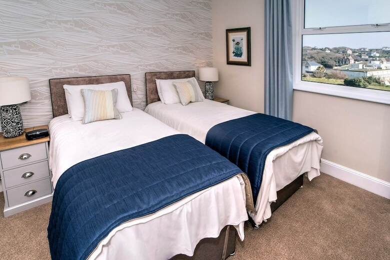 Hotel Freshwater Bay House