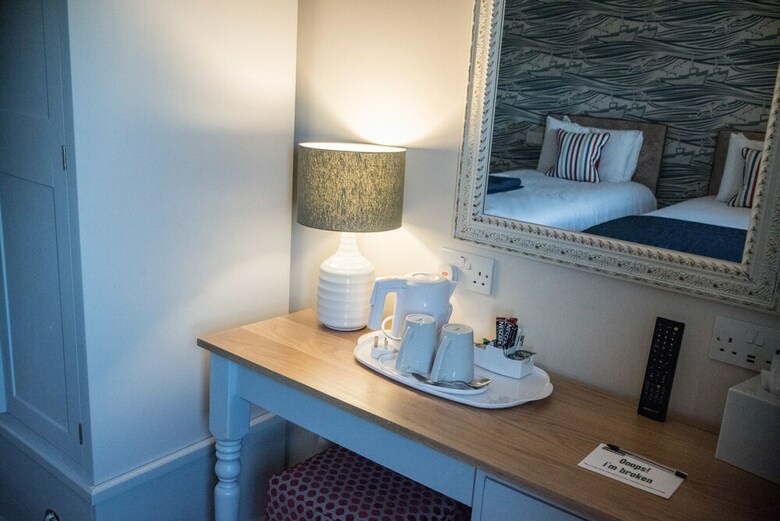 Hotel Freshwater Bay House