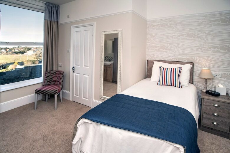 Hotel Freshwater Bay House