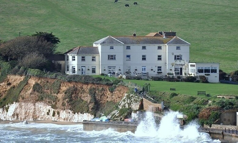 Hotel Freshwater Bay House