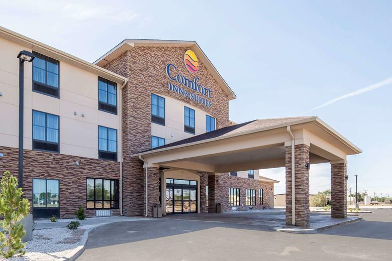 Hotel Comfort Inn & Suites
