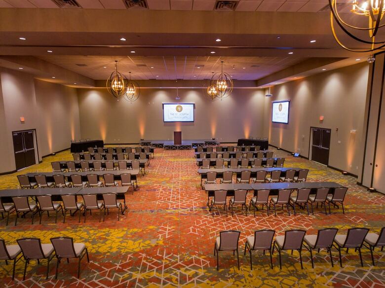 Hotel Holiday Inn Mishawaka
