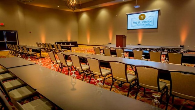 Hotel Holiday Inn Mishawaka