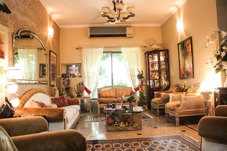 Bed & Breakfast Lahore Guest House